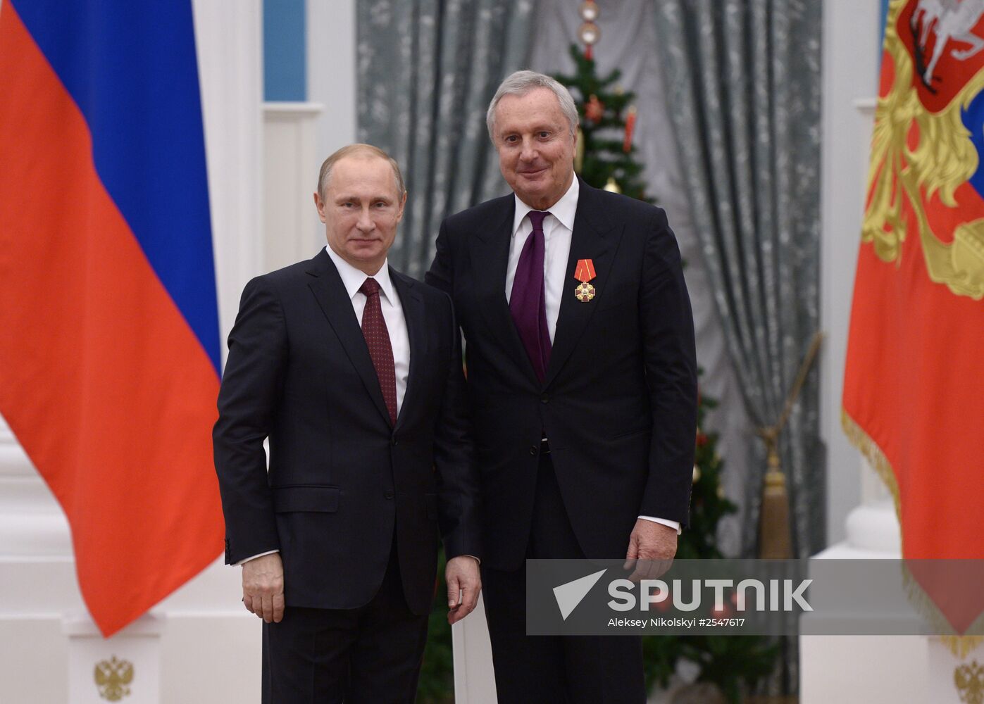 Vladimir Putin presents state awards in Kremlin