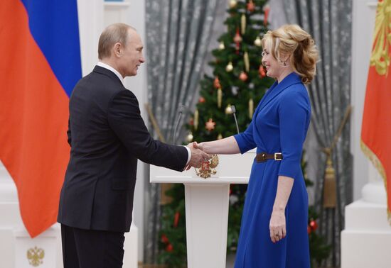 Vladimir Putin presents state awards in Kremlin
