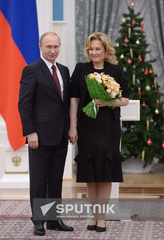 Vladimir Putin presents state awards in Kremlin