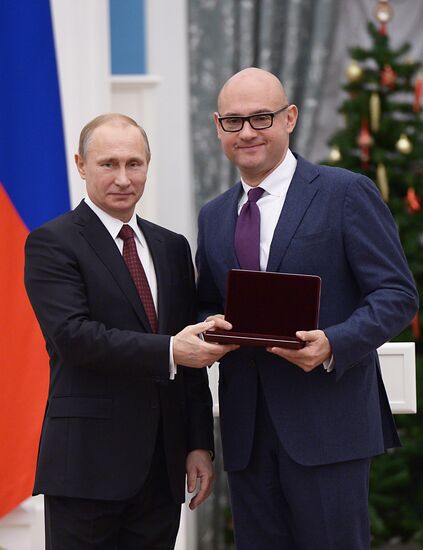Vladimir Putin presents state awards in Kremlin