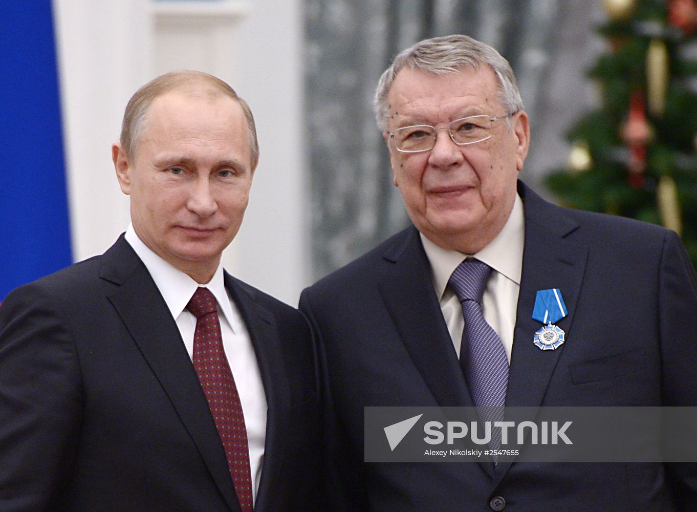 Vladimir Putin presents state awards in Kremlin