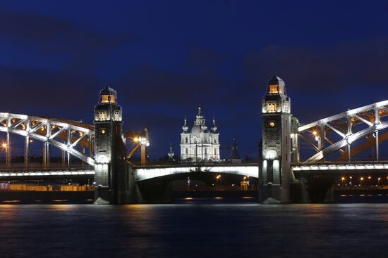 St. Petersburg on the eve of New Year