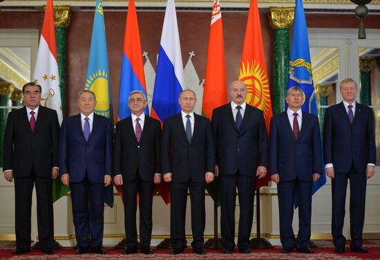 Vladimir Putin attends meetings of CSTO Collective Security Council and Supreme Eurasian Economic Council