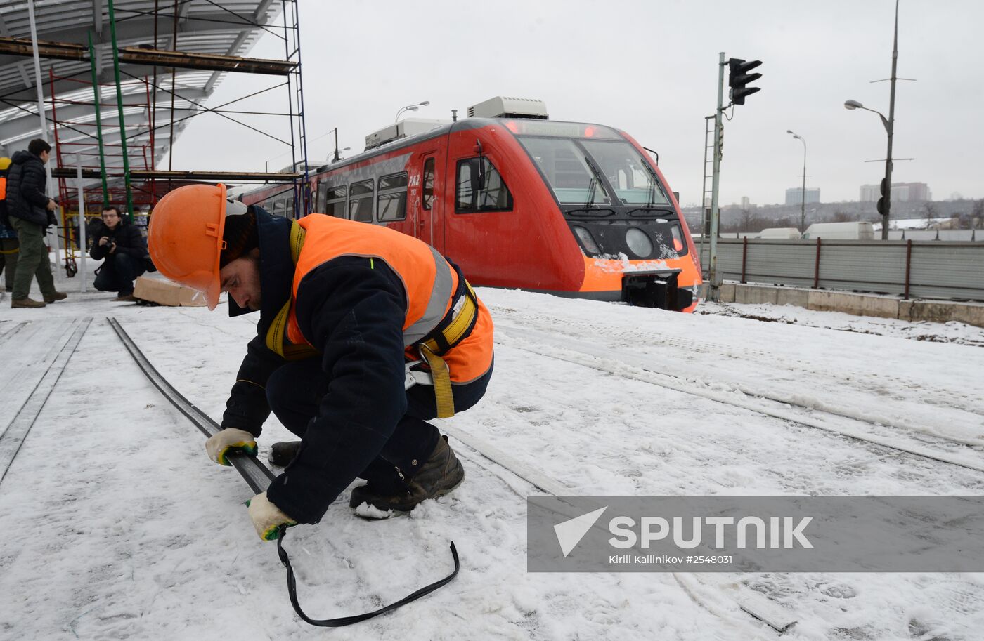 Reconstructing Moscow Railway's Small Ring