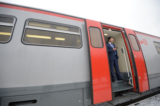 Reconstructing Moscow Railway's Small Ring