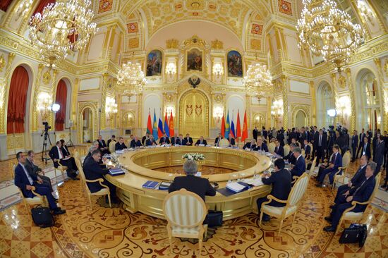 Vladimir Putin attends meetings of CSTO Collective Security Council and Supreme Eurasian Economic Council