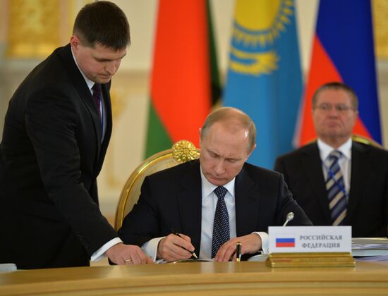 Vladimir Putin attends meetings of CSTO Collective Security Council and Supreme Eurasian Economic Council