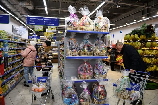 Christmas sale in food stores