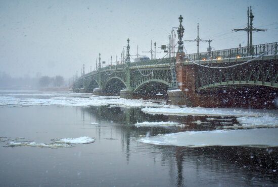 Snowfall in St. Petersburg