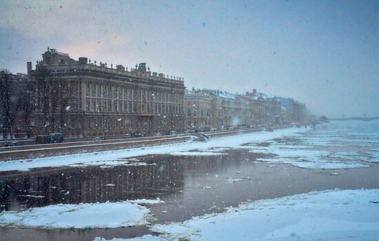 Snowfall in St. Petersburg