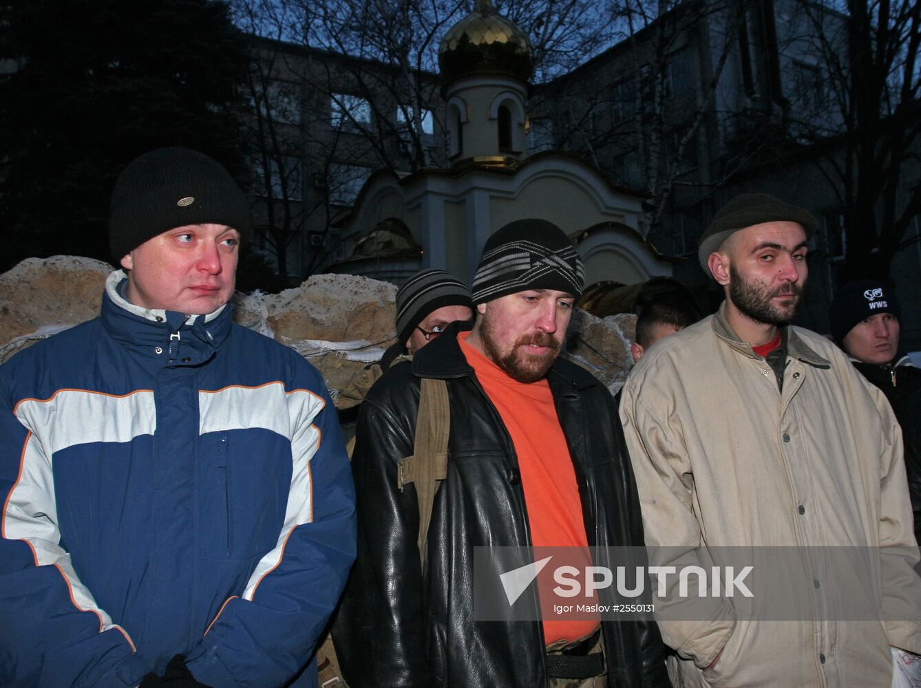 Prisoner exchange between people's militia and special forces in Donetsk suburb