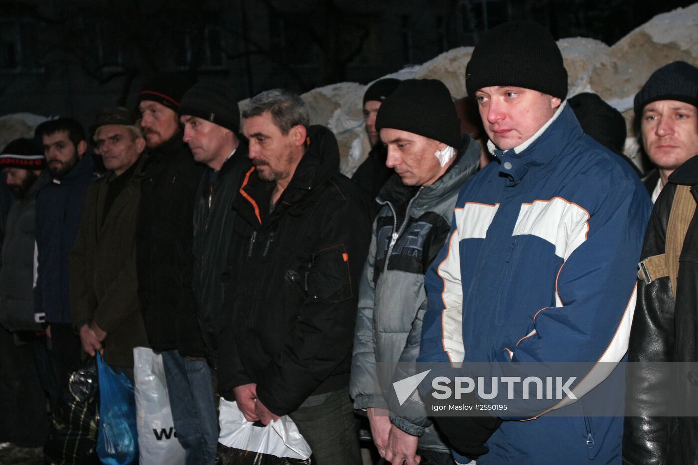 Prisoner exchange between people's militia and special forces in Donetsk suburb