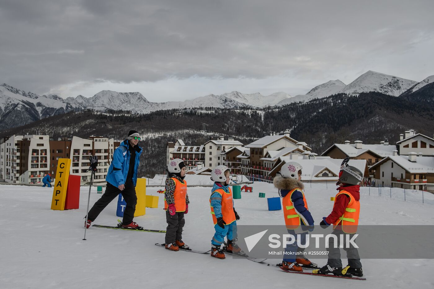 Skiing season opens at Roza Khutor resort