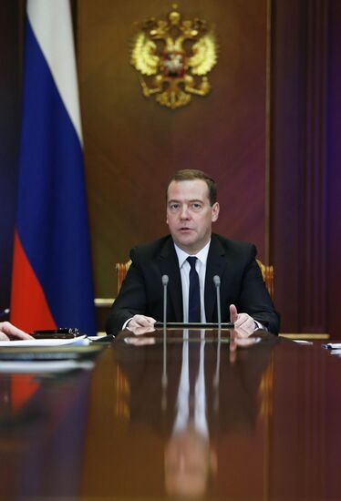 Dmitry Medvedev chairs meeting with his deputies