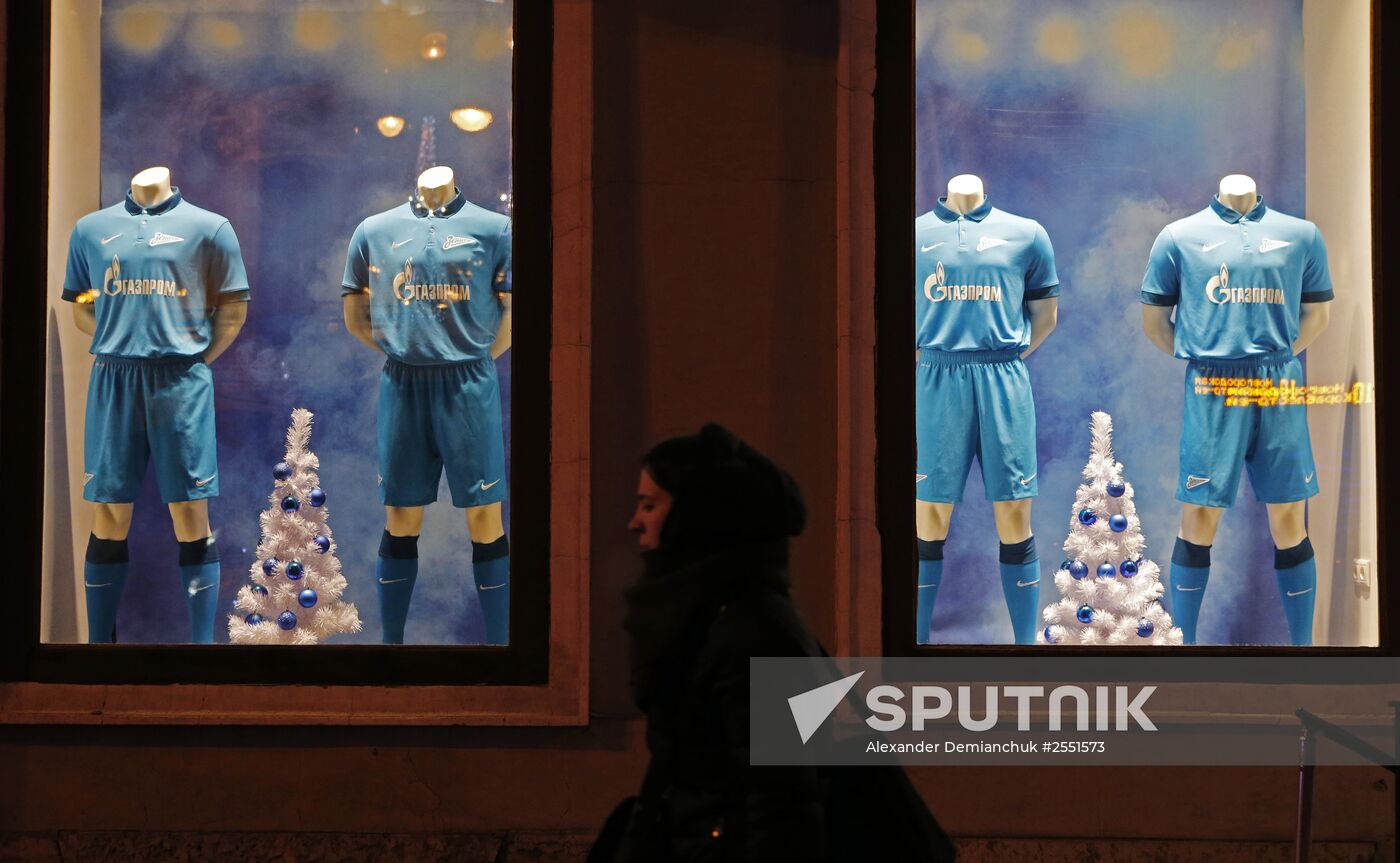 New Year decorations on Nevsky Prospekt in St. Petersburg