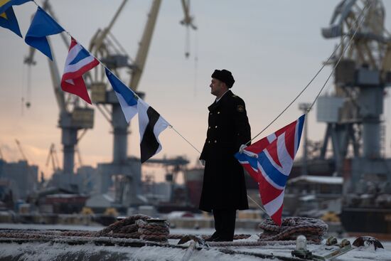 Raising the Navy flag ceremony on board the Rostov-on-Don submarine