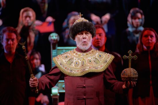 Dress rehearsal of "Tsar Boris" opera