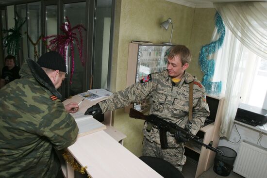 Donbas rebels' everyday life