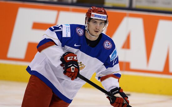 Ice Hockey World Junior Championships. Canada vs. Russia