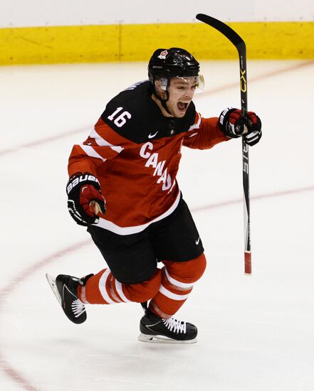 Ice Hockey World Junior Championships. Canada vs. Russia