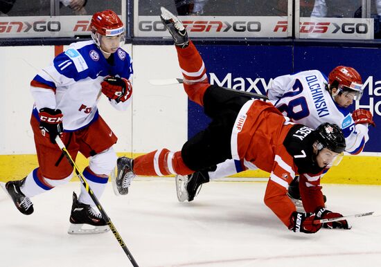 Ice Hockey World Junior Championships. Canada vs. Russia