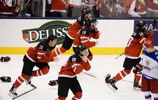 Ice Hockey World Junior Championships. Canada vs. Russia