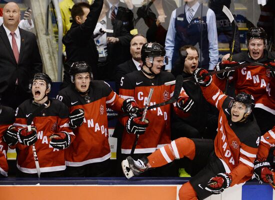 Ice Hockey World Junior Championships. Canada vs. Russia