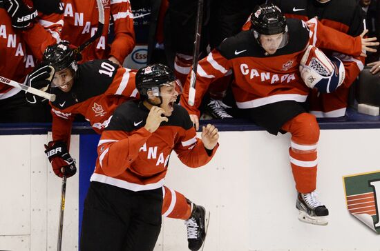 Ice Hockey World Junior Championships. Canada vs. Russia