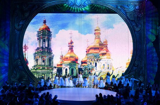 Patriarchal Christmas concert at State Kremlin Palace