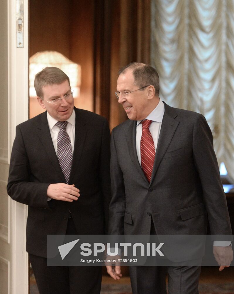 Russian Foreign Minister Sergei Lavrov meets with his Latvian counterpart Edgars Rinkēvičs