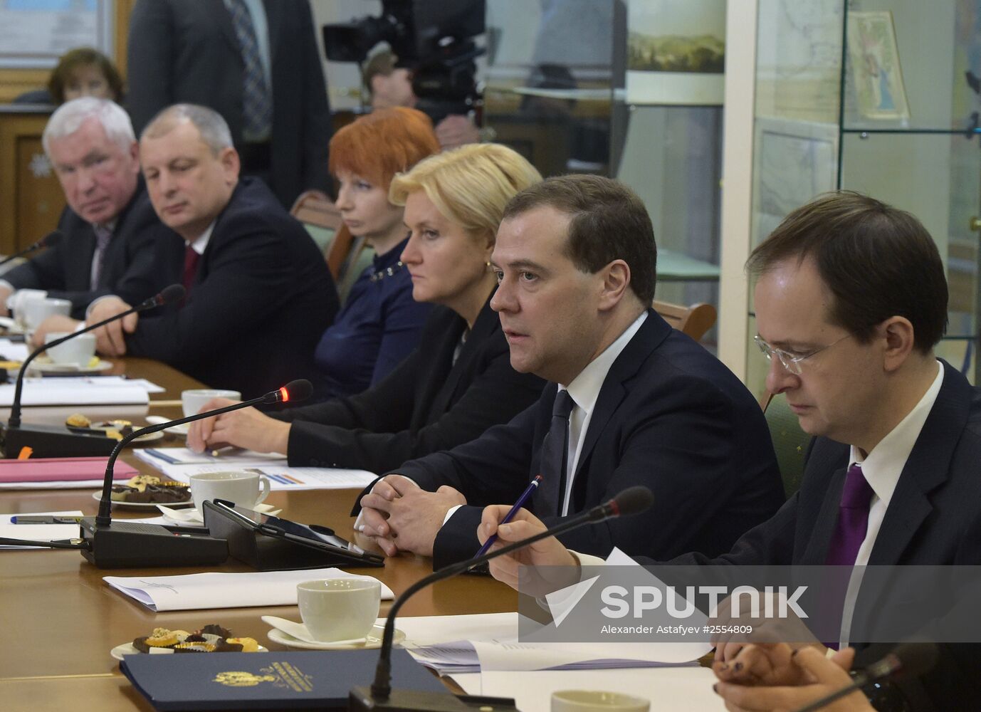 Russian Prime Minister Dmitry Medvedev meets with Russian library personnel