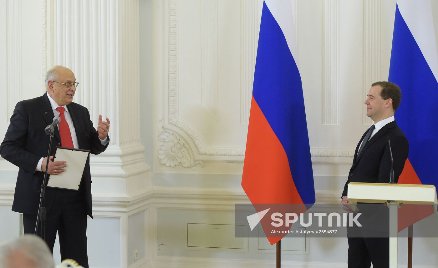Prime Minister Dmitry Medvedev gives mass media awards for 2014