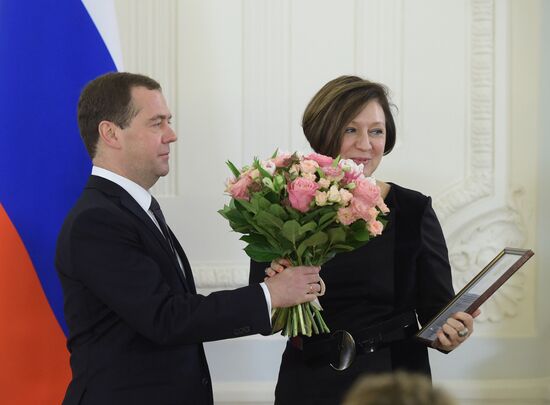 Prime Minister Dmitry Medvedev gives mass media awards for 2014