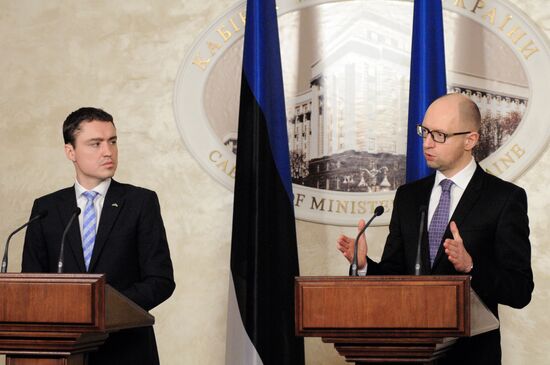 Prime Minister of Ukraine Arseniy Yatsenyuk holds meeting with Prime Minister of Estonia Taavi Rõivas
