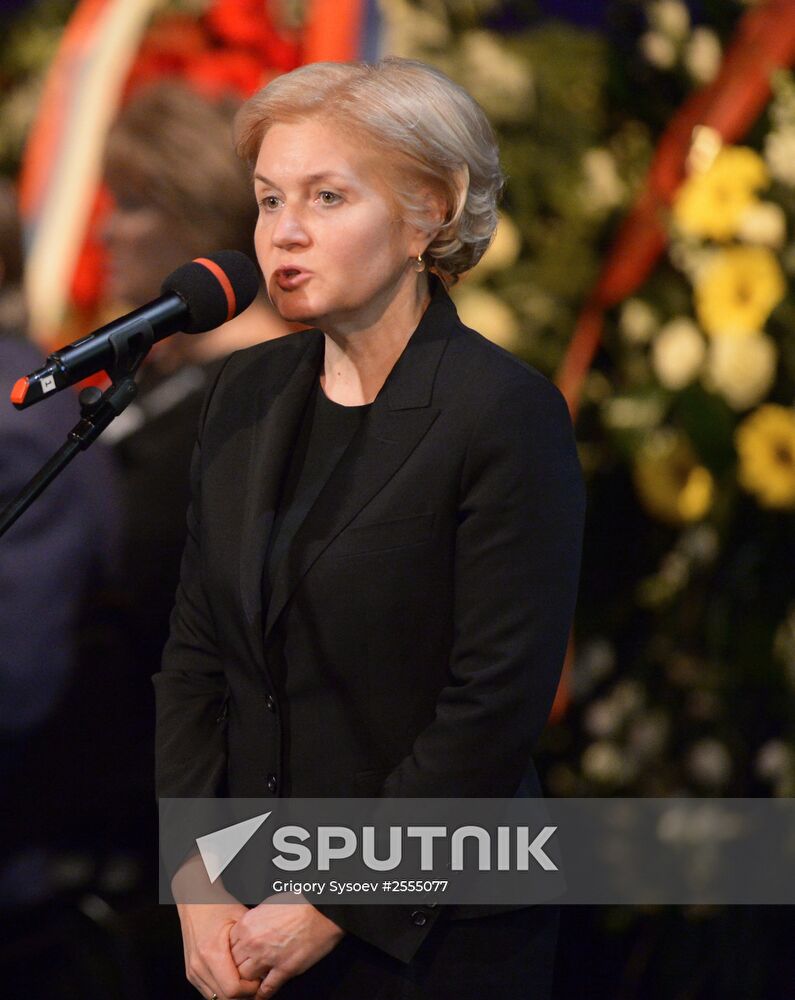 Bidding farewell to opera singer Elena Obraztsova