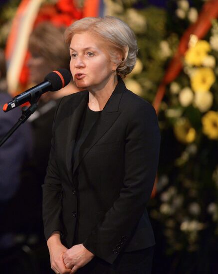 Bidding farewell to opera singer Elena Obraztsova