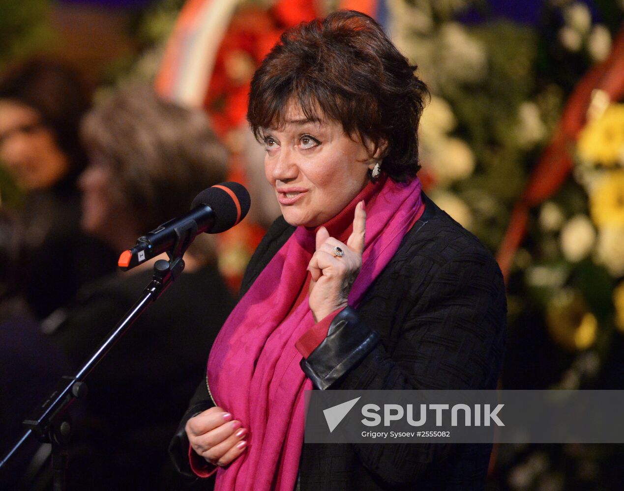 Bidding farewell to opera singer Elena Obraztsova