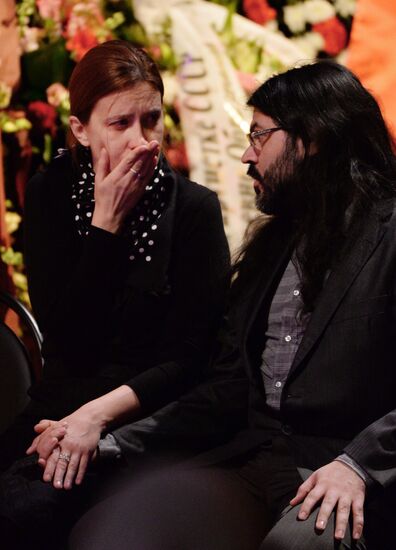 Bidding farewell to opera singer Elena Obraztsova