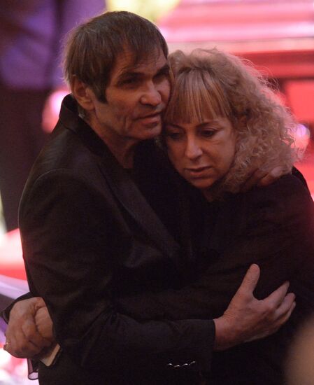 Bidding farewell to opera singer Elena Obraztsova