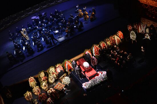 Bidding farewell to opera singer Elena Obraztsova