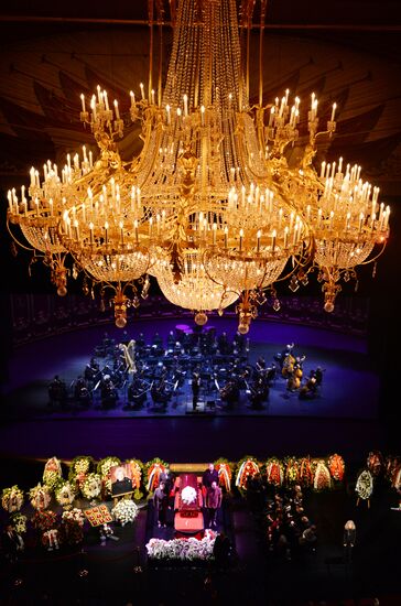 Bidding farewell to opera singer Elena Obraztsova
