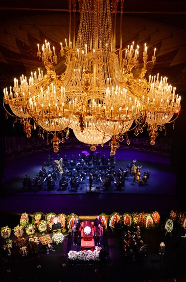 Bidding farewell to opera singer Elena Obraztsova