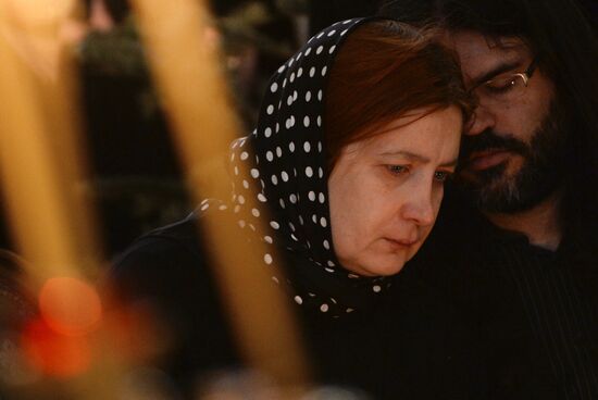 Memorial service for singer Yelena Obraztsova