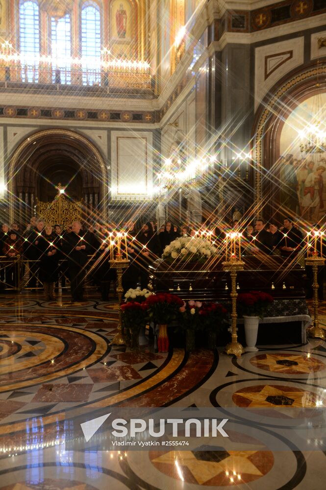 Memorial service for singer Yelena Obraztsova