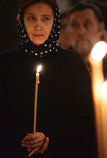 Memorial service for singer Yelena Obraztsova