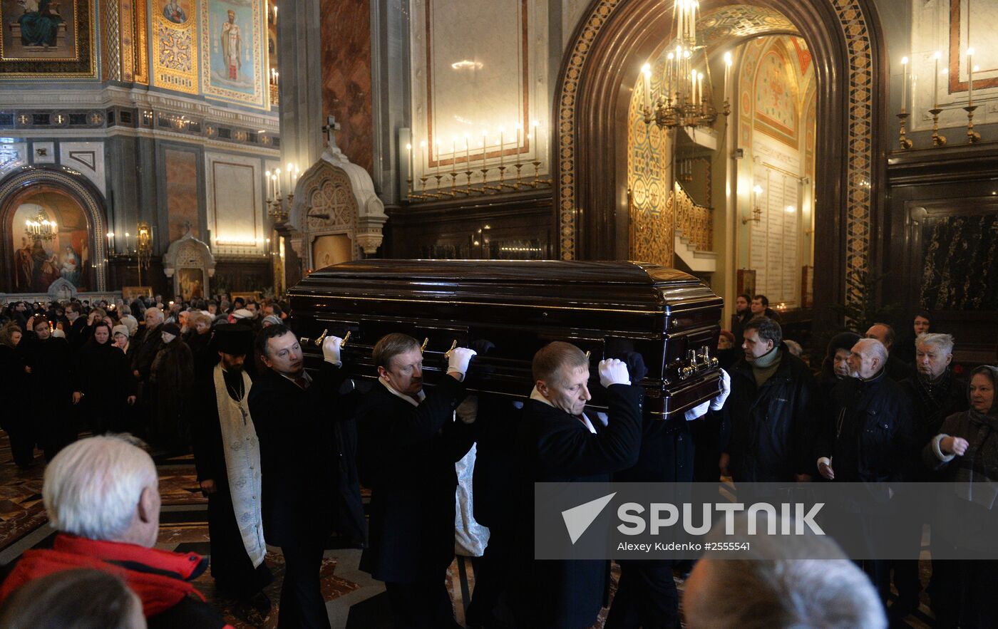 Memorial service for singer Yelena Obraztsova