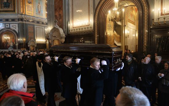 Memorial service for singer Yelena Obraztsova
