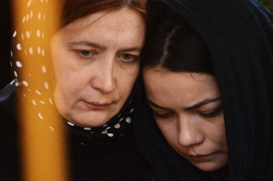 Memorial service for singer Yelena Obraztsova