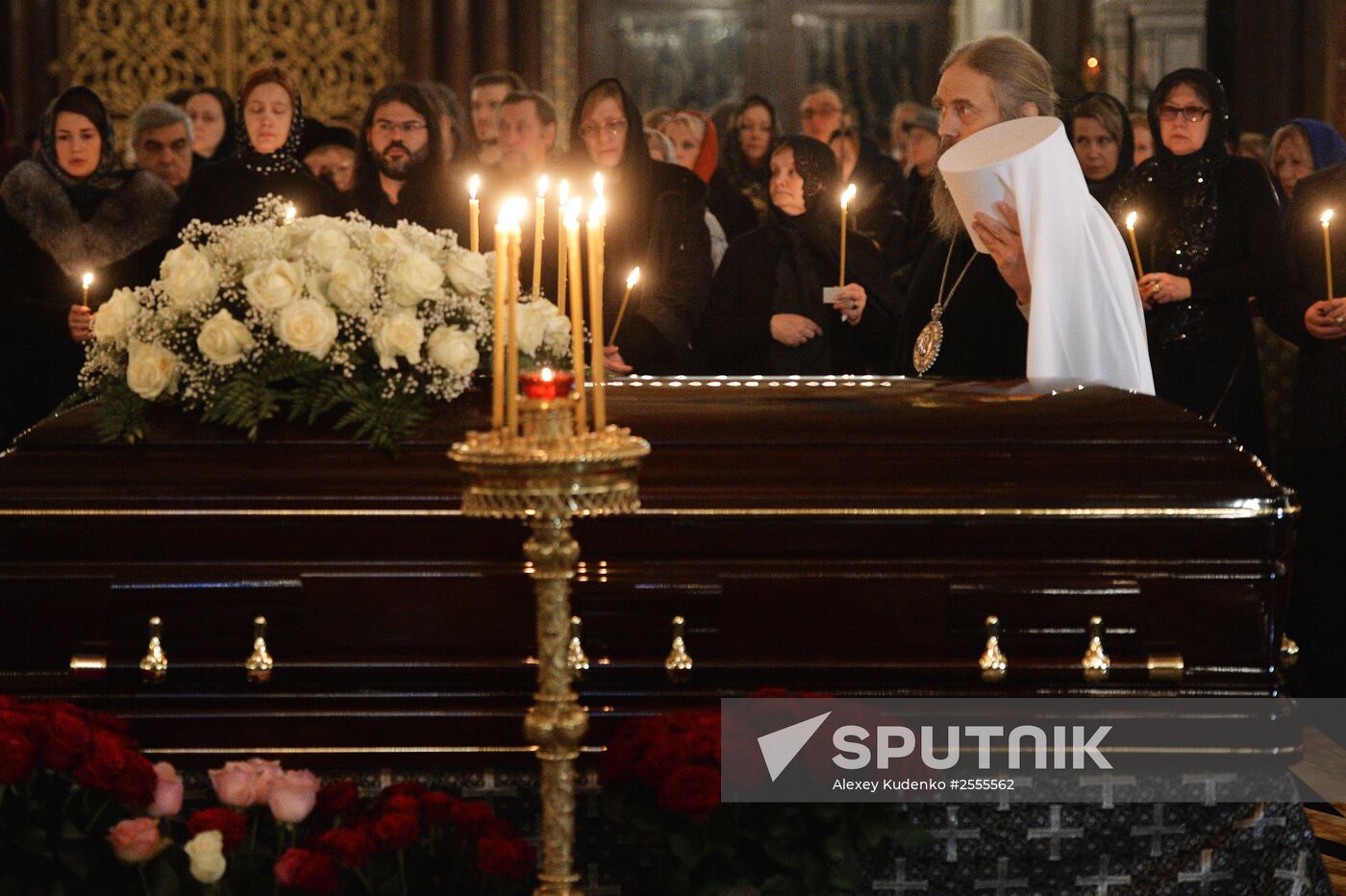 Memorial service for singer Yelena Obraztsova