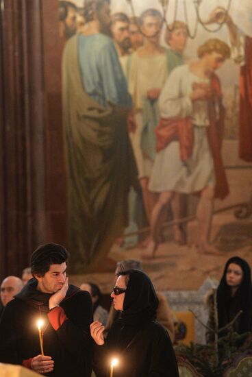 Memorial service for singer Yelena Obraztsova